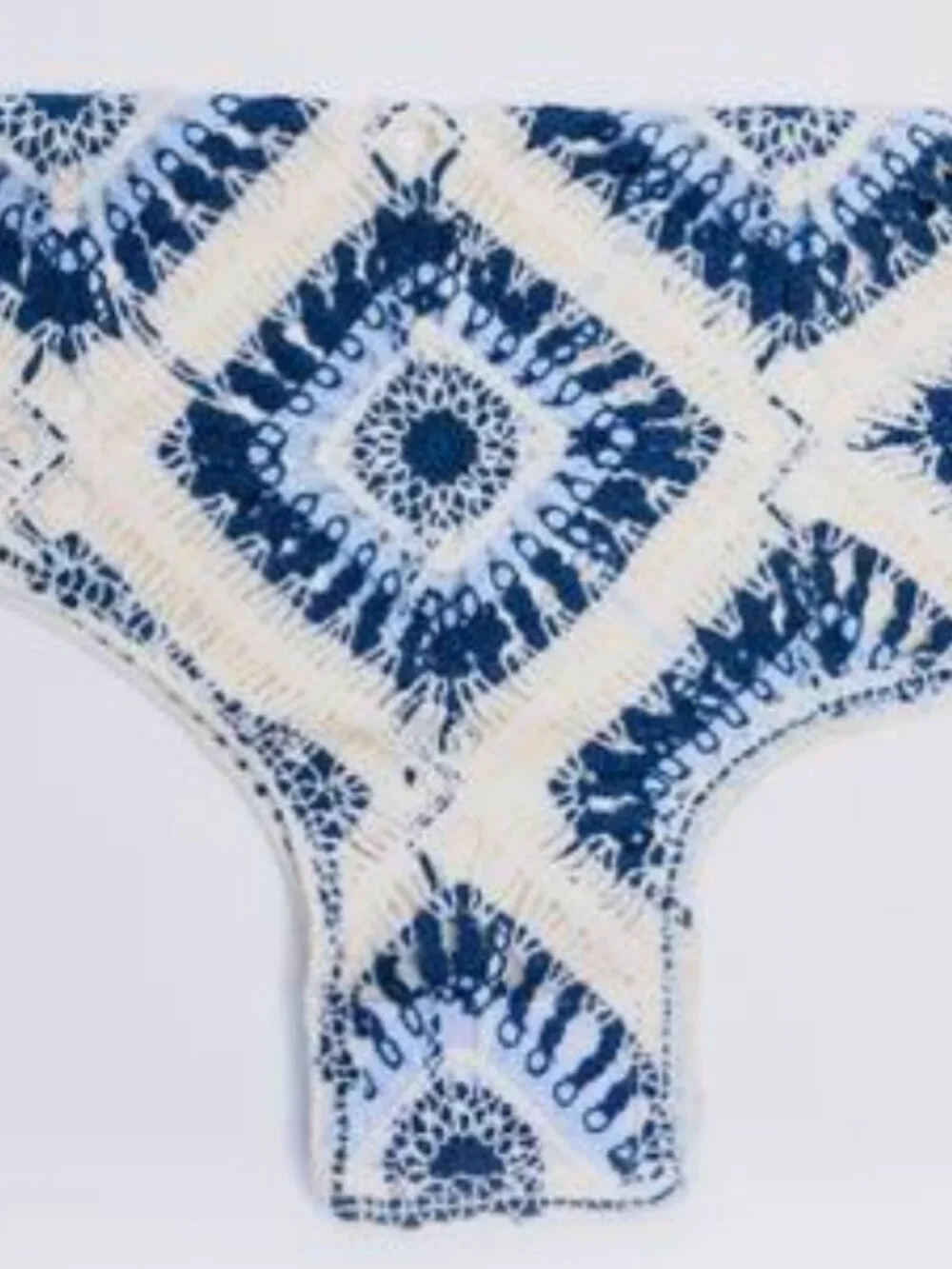PETS: DOG CROCHET SHIRT - BLUE DIAMONDS